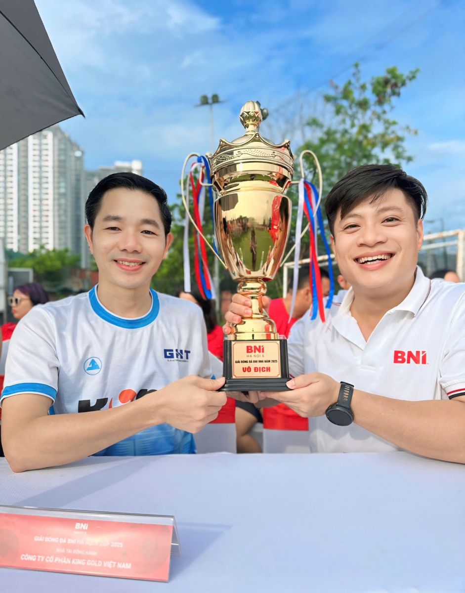 CEO Đinh Lâm Tới Của King Gold Art – Đồ Đồng Việt Tài Trợ Cúp Vàng Giải Bóng Đá BNI HN6 2025