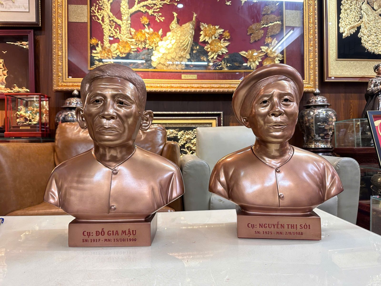 Tượng truyền thần đồng mạ vàng – Quà tặng cao cấp cho lãnh đạo, doanh nhân, gia đình tri ân người thân